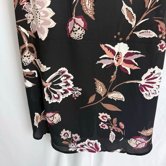 Maurices Floral Blouse Size 0X - Picture 8 of 9